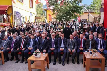 Başkan Vekili Biba: "Gayemiz, Bursa’nın güçlü mirasını gençlerimizin enerjisiyle buluşturmak"
