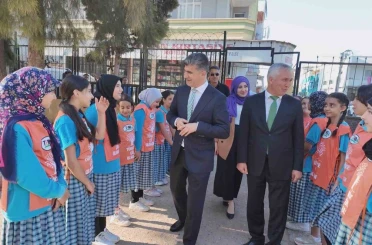 Başkan Vekili Şener’den öğrencilere kitap müjdesi 