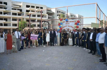 Başkan Yapar, gençlerin mezuniyet coşkusuna ortak oldu 