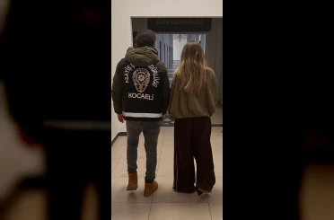 Başkasına ait kredi kartını 35 kez kullandı, Kocaeli’de sahte kimlikle yakalandı 