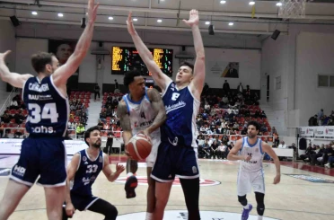 Basketbol Süper Ligi: Aliağa Petkimspor: 76 - Bahçeşehir Koleji: 95 