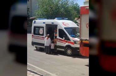 Batman’da ev yangınında 2 kişi dumandan etkilendi 