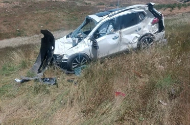 Batman’da otomobil şarampole yuvarlandı: 2 yaralı 
