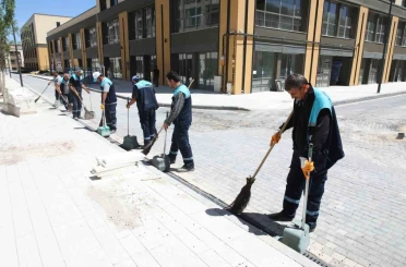 Battalgazi Belediyesi’nden Akpınar Çarşısı’nda temizlik çalışması 
