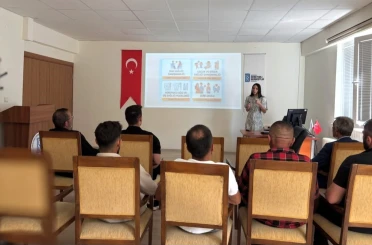Bayburt DSM’de sigara ve madde bağımlılığı semineri düzenlendi 