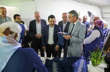 Bayburt’ta kursiyerlerin el emeği ürünleri sergilendi 