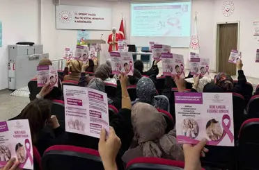 Bayburt’ta meme kanserinde erken teşhisin önemi anlatıldı
