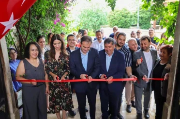 Bayındır Halk Eğitim Merkezi yıl sonu sergisi açıldı 