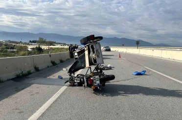 Bayındır’da otomobille çarpışan motosikletli yaralandı 