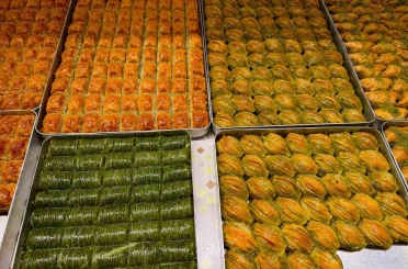 Bayrama sayılı günler kala baklava ve lokum satışları arttı 
