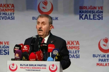 BBP Genel Başkanı Destici: "Deprem bölgeleri ayağa kalkıyor, devletimiz güçlüdür" 