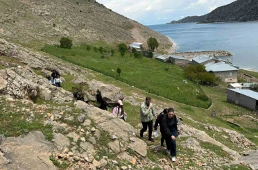 BEDOSK, Van’ın saklı güzelliklerinden biri olan İnköy’e yürüyüş düzenledi 