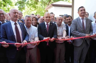 Belediye başkanı, makam odasının da yer aldığı binayı sosyal tesise dönüştürdü 