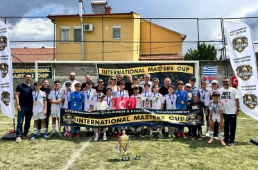 Beşiktaş altyapısında oynayan Bilecikli genç kaleci Doruk, turnuvayı gol yemeden bitirdi 