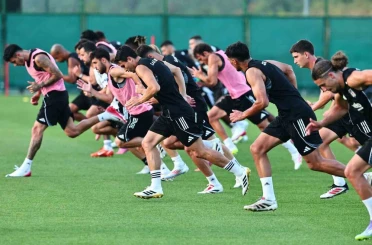 Beşiktaş, Başakşehir maçı hazırlıklarını sürdürdü 