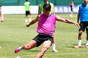 Beşiktaş’ta FC Midtjylland maçı hazırlıkları devam etti 