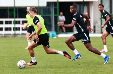 Beşiktaş’ta, Hradec Kralove maçı hazırlıkları devam etti 