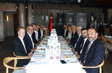 Beşiktaş’tan, UEFA ve Midtjylland heyetlerine dostluk yemeği 