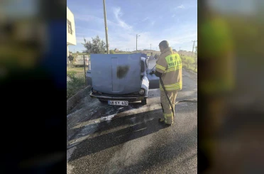 Besni’de otomobil alev aldı 