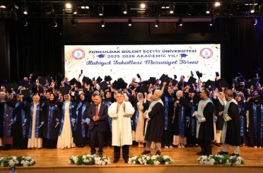 BEUN İlahiyat Fakültesi yeni mezunlarını geleceğe uğurladı 
