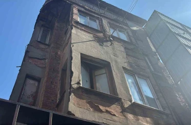 Beyoğlu’nda binadan kötü koku geliyor diye polisi aradı, ihbarcı komşu katili çıktı 