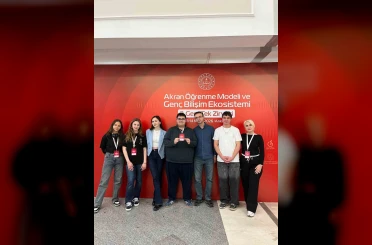 Bilecik GençTek ekibi Ankara’daki zirveye katıldı 