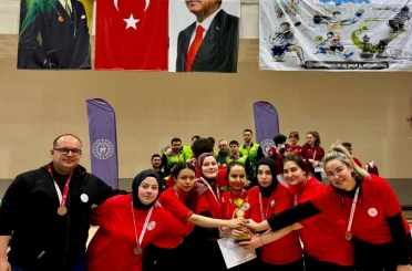 Bilecik Kız Takımı Ege Bölgesi üçüncüsü oldu 