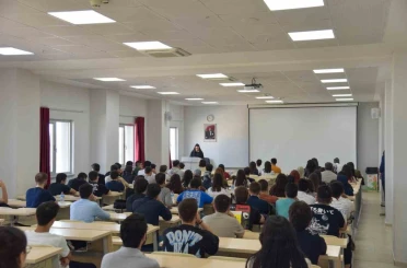 Bilecik Şeyh Edebali Üniversitesi Tıp Fakültesi’nde 2025-2026 akademik yıl açılışı yapıldı 
