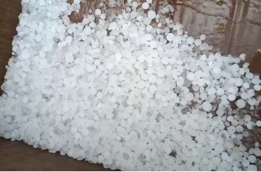 Bilecik’i ceviz büyüklüğündeki dolu vurdu 