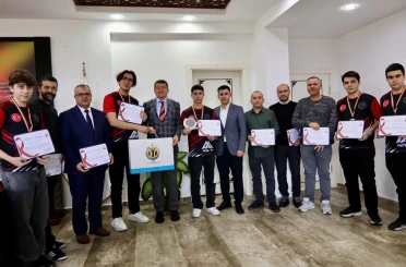 Bilecikli öğrenci ve öğretmenlerden dünya üçüncülüğü 