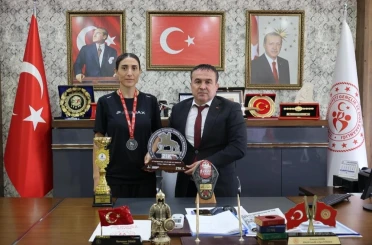 Bilecikli sporcu Sebahat Demir, Türkiye şampiyonu oldu 