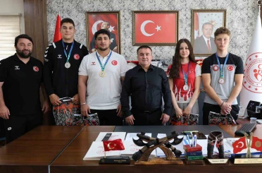 Bilecikli sporcular Türkiye Şampiyonası’nda dereceler elde etti 