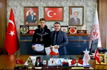 Bilecikli sporcular U14 Türkiye Salon Şampiyonası’nda SEM barajını geçti 