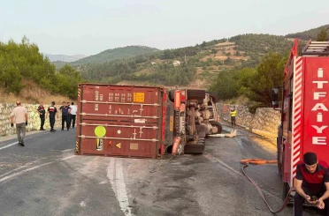 Bilecik’te 2 tır çarpıştı, 1 kişi yaralandı 
