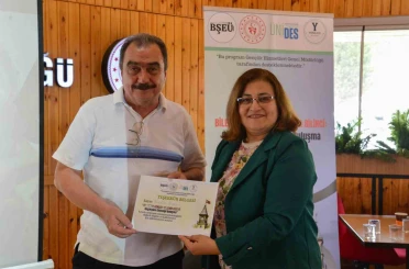 Bilecik’te ’Gençlik ve Şehir Bilinci Geçmişten Geleceğe Buluşma’ programı düzenlendi 