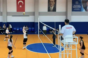Bilecik’te liseler arası voleybol müsabakası nefes kesti 