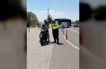 Bilecik’te motosiklet sürücülerine güvenli sürüş eğitimi 
