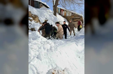 Bingöl’de ekipler karbonmonoksit gazından zehirlenen şahıs için seferber oldu 