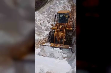 Bingöl’de karla mücadele mayıs ayında da sürüyor 