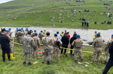 Bingöl’de kayıp emekli öğretmen derede ölü bulundu 