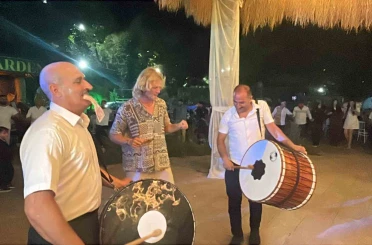 Binlerce kilometreden geldiler, Nevşehir’de halay çektiler 
