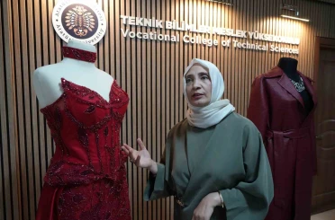 Bir kadının iğnesinden dökülen zarafet 