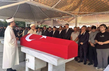 Birliğine dönerken kazada hayatını kaybetmişti, son yolculuğuna uğurlandı 
