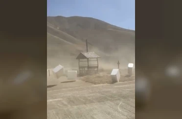 Bitlis’te fırtına etkili oldu 