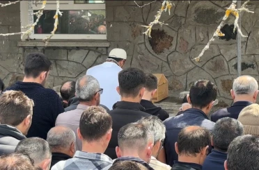 Bolu’da annesinin öldürdüğü 2 aylık Ela bebek son yolculuğuna uğurlandı 
