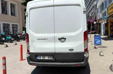 Bolu’da geri manevra yapan panelvan yaşlı kadına çarptı 