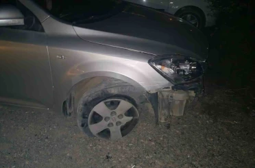 Bolu’da yön levhasına çarpıp kaçan alkollü sürücü kamerada bulundu 