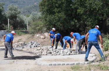 Bozdoğan Belediyesi Eymir Mahallesi’nde parke taşı döşeme çalışması tamamlandı 