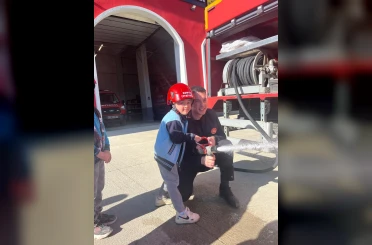 Bozkır'da küçük öğrencilere 'Afet ve Yangın Farkındalığı' eğitimi