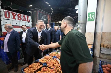 BTSO Başkanı İbrahim Burkay’dan Bursa Kent Hali’ne ziyaret 